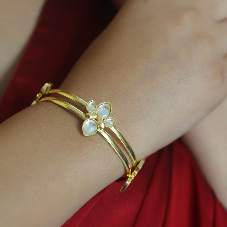 Sitara Line Cuff Lotus Sparkle