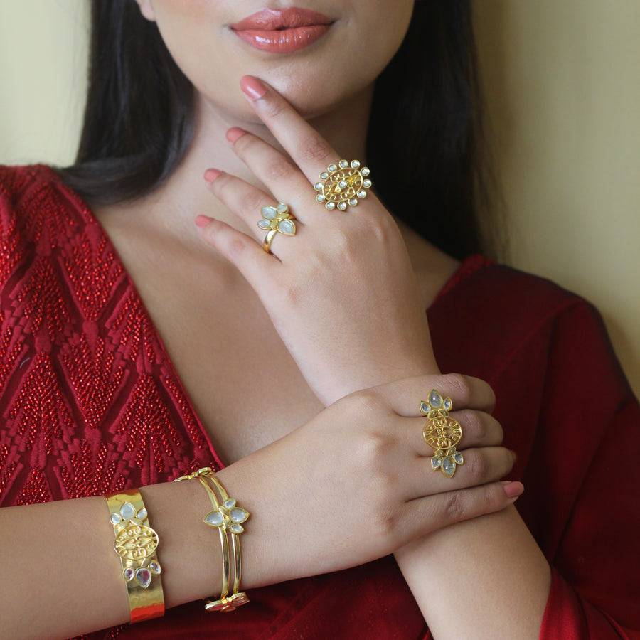 Sitara Line Cuff Lotus Sparkle