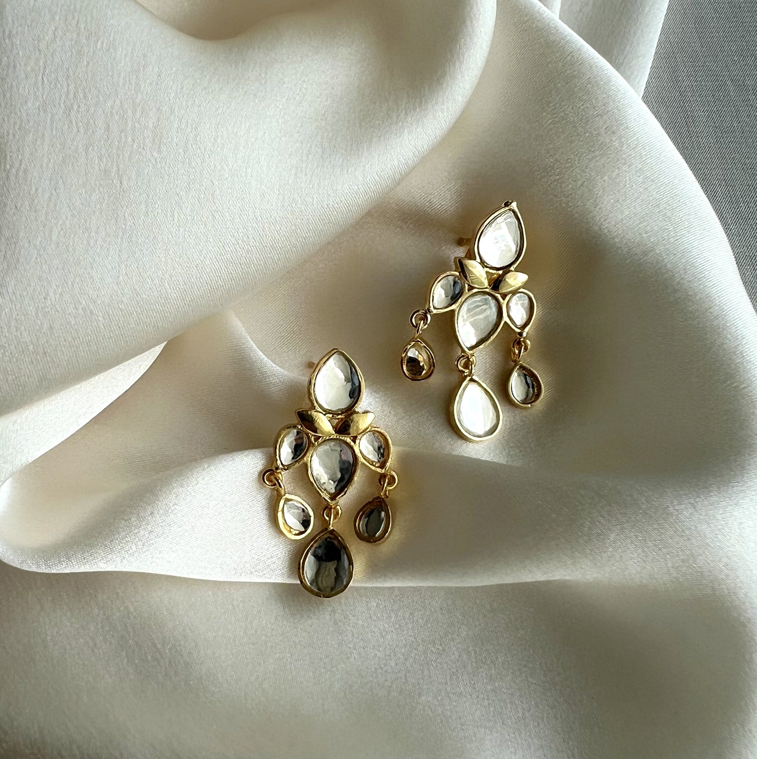 Sitara Dangle Art Deco Lotus Earring