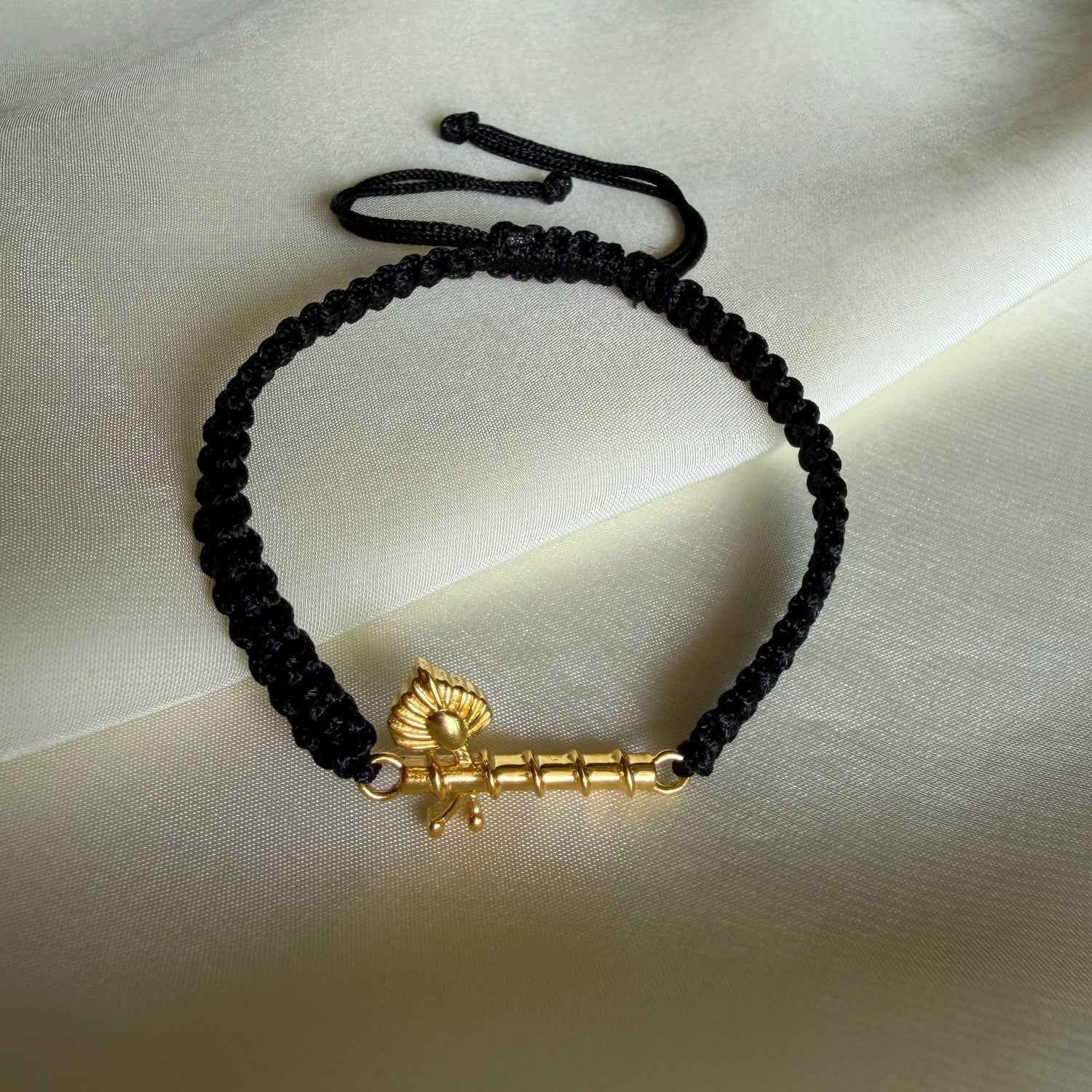 Thakur ji Bansuri - Blessed 22k Gold-plated