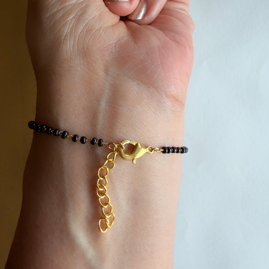 Women Shivastra 22k Gold-plated Brass Bracelet with Black Onyx