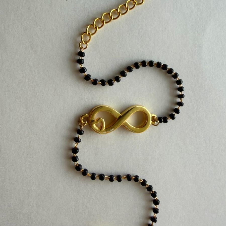 Women Infinite Love 22k Gold-plated Brass Bracelet with Black Onyx